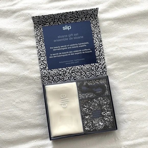 Slip Sloane Queen Pillowcase and Scrunchie Gift Set - Picture 8 of 11